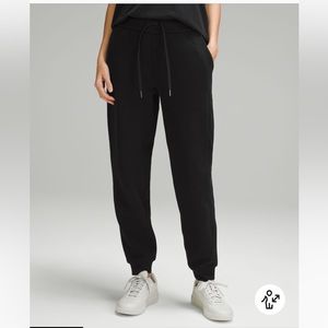lululemon Black Scuba Jogger